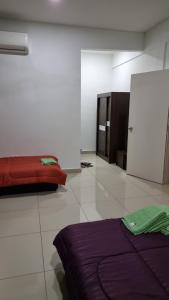 Michelle Harmonia Homestay 2A4 Four Bedrooms corner unit