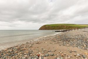 LITTLE BLUE HOUSE - Cottage with Seaview near the Lake District National Park