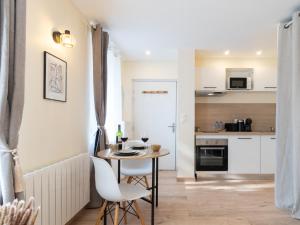 Appartements Le Nid Douillet - Free Parking : Appartement 1 Chambre - Occupation simple - Non remboursable