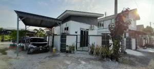 Studio Teratak Alisha Permatang Pauh - Kampong Telok