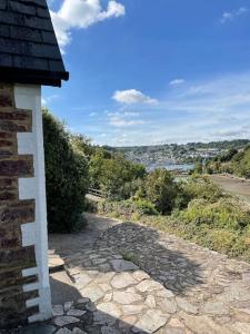 Creekside Cottage 6 Church Park Kingswear