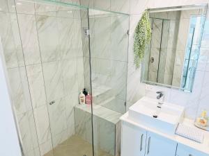 Modern Gold Coast Apartment with great Amenities