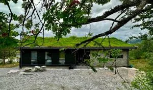 Brand new cabin on the sunny side of Gaustatoppen with a great view - Bakka