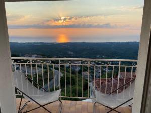 Villas Un balcon sur la mer a Cervione : photos des chambres