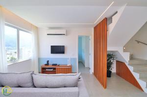 Cobertura Triplex de luxo no posto 9 em Ipanema