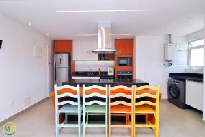 Cobertura Triplex de luxo no posto 9 em Ipanema