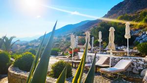 Junior Villa for up to 10 vacationers full view