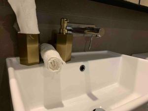 Breathtaking seacity views 1B APT MEL CBD near Crown, DFO, Southern Cross