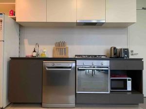 Breathtaking seacity views 1B APT MEL CBD near Crown, DFO, Southern Cross