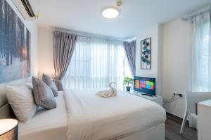 Luxury 2 bedroom Condo Old city 168