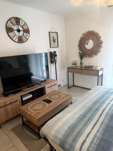 Studio avec jardin proche plage Six FoursSanary