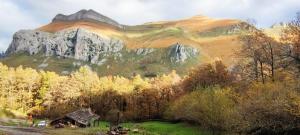 Cabaña Pasiega La Reina del Paraíso