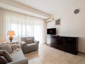 AC - Pool - Parking [Metro B]