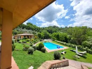 Ville Fontanelle Bettona - تورجانو