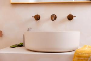 Heights Guesthouse - Hideaway in Kiama Heights