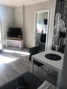 Przytulne mieszkanie przy parku Modrzewie - 3hvězdičkové hotely ve městě Elblag