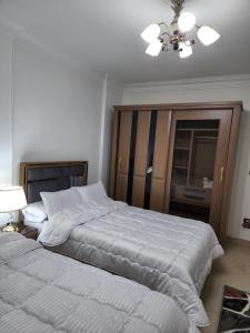 Elite Apartment in sheraton Heliopolis 5 minutes from Cairo Airport