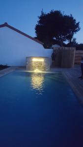 Villas VILLA LA PAVOTTE 4* 11 PERSONNES.PISCINE CHAUFFEE.JACCUZY OPTION. : photos des chambres