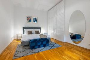 Charming 2bedroom OLD TOWN apartment