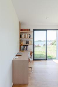 Maisons de vacances TY KOREJOU - splendide maison avec sauna les pieds dans l'eau : photos des chambres