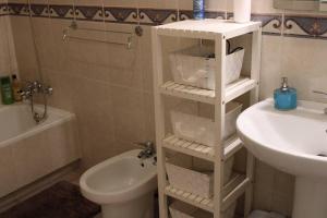 Great sea view, pool & parking