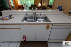 2BR Condo - King Beds - Near The 76 Strip - Stairs Required - FREE TICKETS INCLUDED - CH1-1