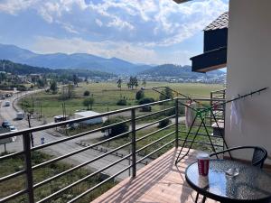 Ninos Sunny Apartment