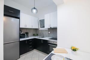 Midtown Apartment by CorfuEscapes