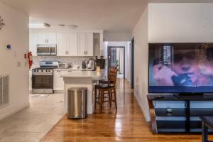 3br private Apartment