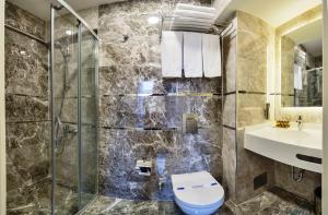 Standard Double or Twin Room room in Zeynep Sultan Hotel