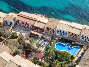 Occidental Pueblo Acantilado