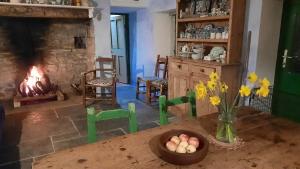 -Going back in time- 200 year old farmhouse