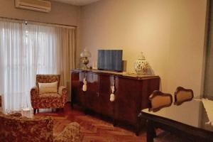 Clásico y moderno departamento - olivos