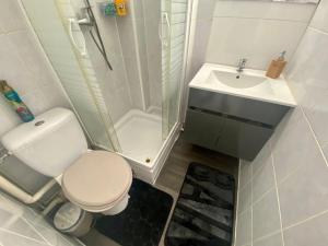 Studio Cosy(5mn Paris)MetroRER