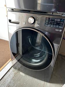 Entire Modern 2 Bedroom Apartment