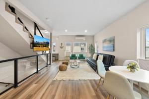 BRAND NEW Fully Updated Condo 918 in Anacortes