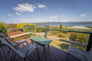 Kiama Cottage beside the Bay