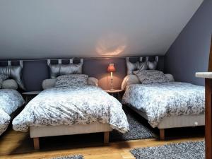 Maisons de vacances Gite Mareil-le-Guyon, 5 pieces, 9 personnes - FR-1-527-41 : photos des chambres