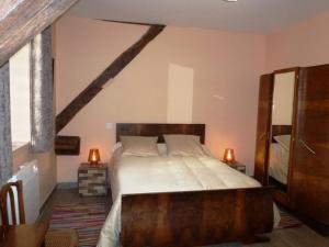 Maisons de vacances Gite Mareil-le-Guyon, 5 pieces, 9 personnes - FR-1-527-41 : photos des chambres