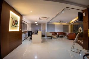 Metro Plaza Hotel by RAK Rooms, Mangaluru