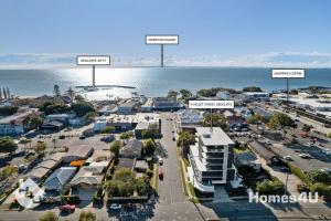 HOT Stylish Costal 3 ensuite apartment on Redcliffe, Brisbane