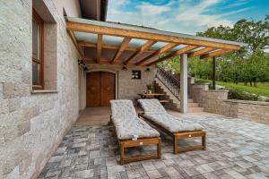 Vineyard Cottage Radovlja With Sauna - Happy Rentals 