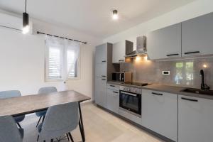 The Plaza Ground Floor Apartments