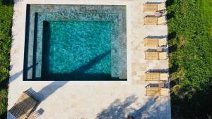 Maisons de vacances Superbe propriete avec piscine : photos des chambres