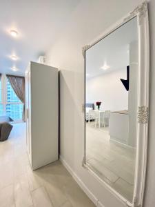 Апартаменти MYFREEDOM поруч із метро Харківська