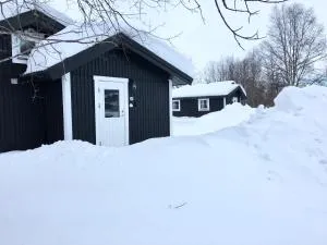 Hyttgårdens stugby i Huså, Åre kommun - Vallrun