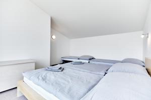 SlopeSide apartment by Mountain ways