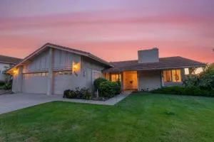 Vacation Oasis! Ocean Views~Mini Golf~King-Suites - سولانا بيتش