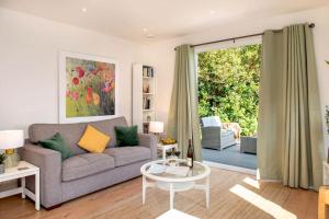 Luxury Country Cottage - Apple Pie Luxury Escapes