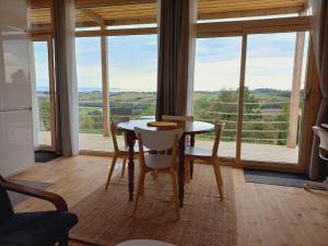 Maisons de vacances Vue exceptionnelle et sauna a 1h de Toulouse. : photos des chambres